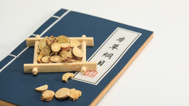 艾灸贴与艾灸柱：如何选择适合自己的养生方式**